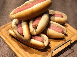 Una foto de Pan de panchos (pan de viena)