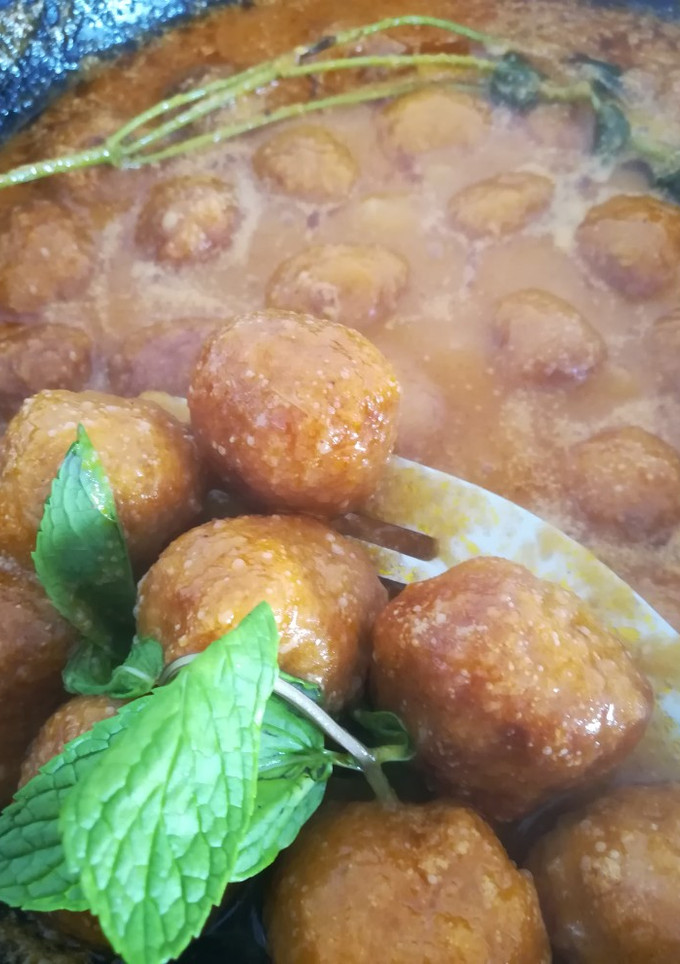 Una foto de Albóndigas de choco a la hierbabuena