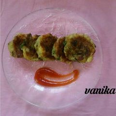 A picture of Aloo tikki.
