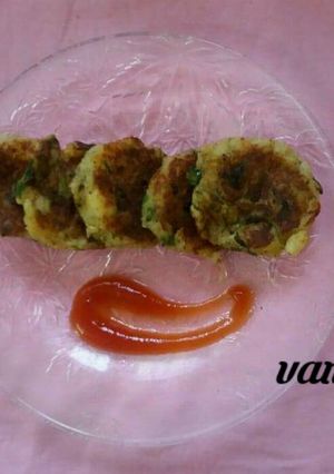 A picture of Aloo tikki.