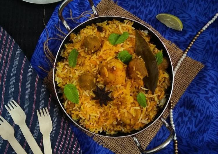 No Onion No Garlic Biryani : Soya Chunks Biryani