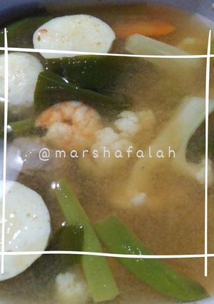 Foto resep Tom Yam Seafood (tanpa kemiri)