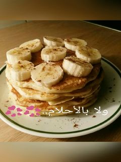 صورة لوصفة بانكيك بالعسل والقرفة والموز
