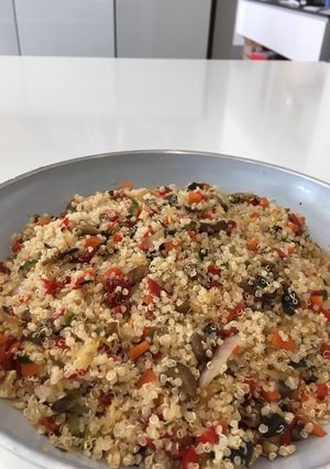 Una foto de Quinoa caliente