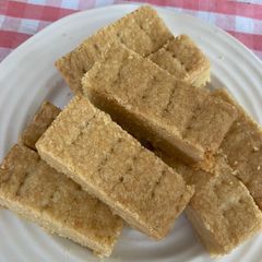 Best traditional buttery shortbread A picture of Best traditional buttery shortbread.