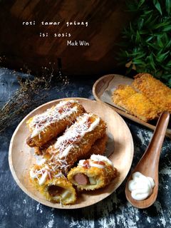 Foto resep Roti tawar gulung isi sosis
