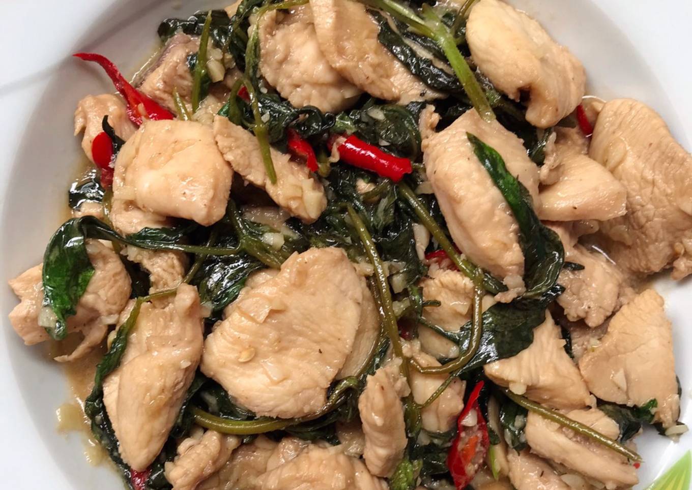 Tumis ayam kemangi