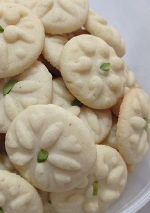 عکسی از دستور شیرینی بروجردی مناسب عید نوروز