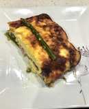 Soufflé de queso con espárragos y jamón