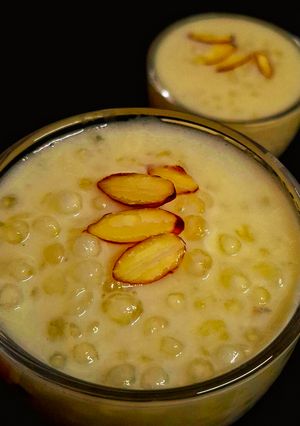 A picture of Sabudana jaggery kheer.