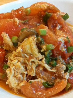 A picture of Scrambled eggs with tomatoes番茄🍅炒蛋.