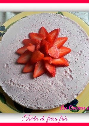 Una foto de Tarta de fresa fría