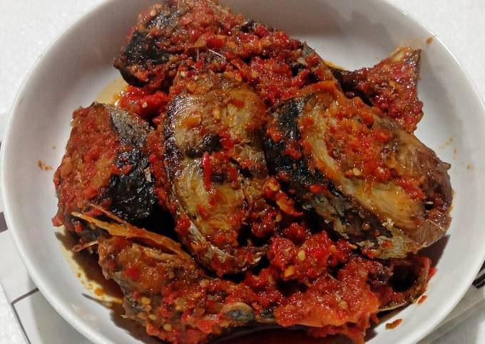 Resep Balado ikan tongkol oleh Hellen Handru - Cookpad