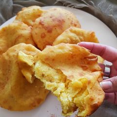 "Tekwa Dal" - Sweet Puri filled with Dhal A picture of "Tekwa Dal" - Sweet Puri filled with Dhal.