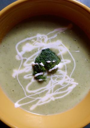 Una foto de Crema de brócoli