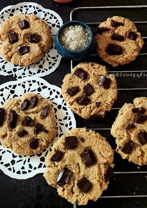 A picture of Chocolate Chunk Cookies.