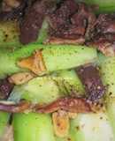 Lòng Gà Xào Mướp