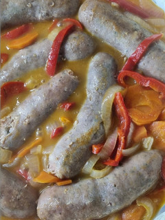 Una foto de Chorizos al vino blanco o tinto