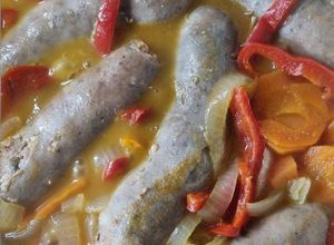 Una foto de Chorizos al vino blanco o tinto