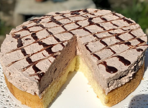 Una foto de Torta con Mousse de Chocolate