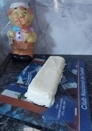 Una foto de Turrón blanco de coco🥥
