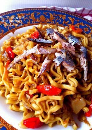 Foto resep Mie Cakalang KW 1 (versi pake ikan pindang) lebih nampoll no msg