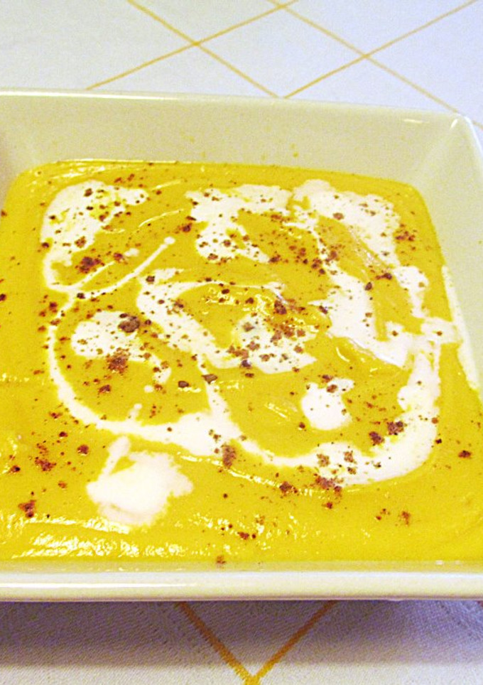 Una foto de Crema de calabaza al aroma de nuez moscada