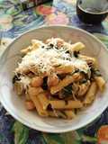 Pasta con acelgas y garbanzo