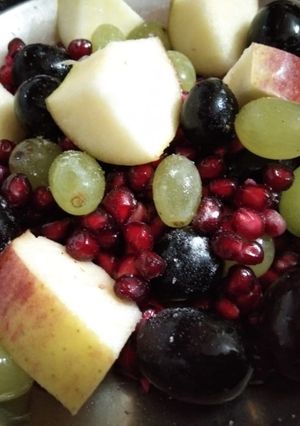 A picture of Fruit chaat.