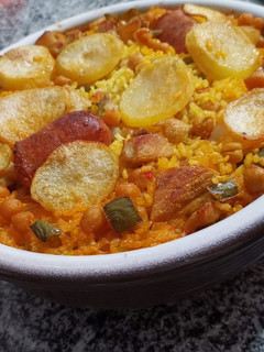 Una foto de Arroz valenciano al horno