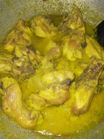 Cara Gampang Menyiapkan Ayam bumbu kuning Irit Untuk Jualan