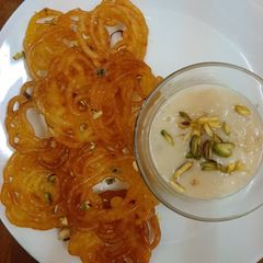 A picture of Jalebi with Rabri 😊(indian sweet dish) #mycookbook #cookpad.