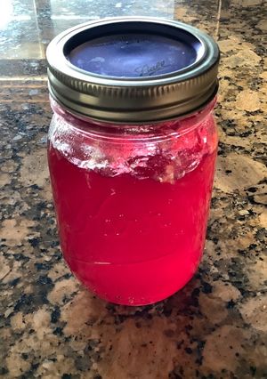 A picture of Pomegranate jelly.
