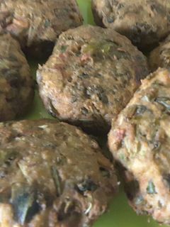 मेथी पोहा वड़ा (Methi poha vada recipe in Hindi) रेसिपी मुख्य फोटो