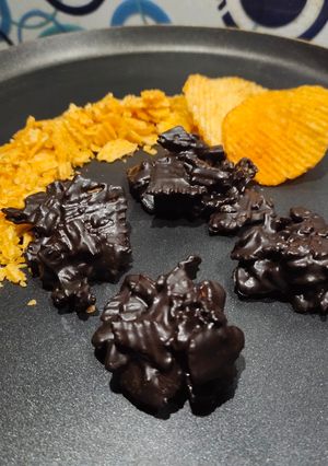 A picture of Tangy Tomato Chocolate Rocks.
