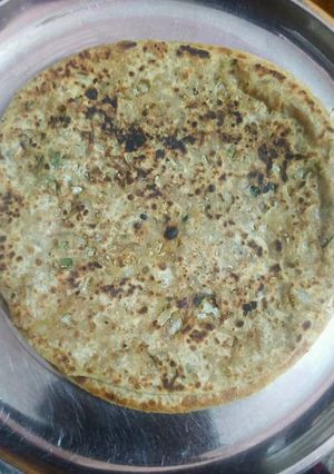 A picture of Suji paratha.