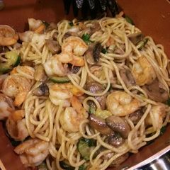 A picture of Shrimp and Vegetable Pasta.