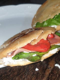 Una foto de Arepas
