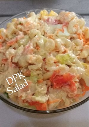 A picture of Simple Classic Salad.