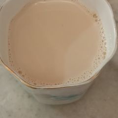 A picture of Hot bournvita milk.