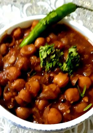 A picture of Punjabi Channe.