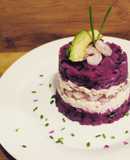 Causa limeña con papa violeta o chilota