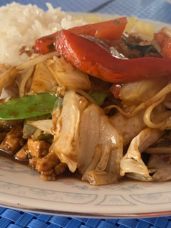 Una foto de Saltado oriental de Tofú 👍🏼