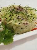 Ensaladilla picante de aguacate y cangrejo