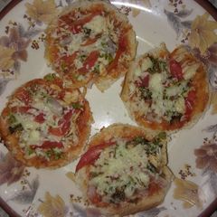 A picture of Bread Pizza.