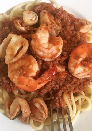 Hình của món Mỳ ý bò bằm, tôm, sốt cà chua đầy dinh dưỡng.