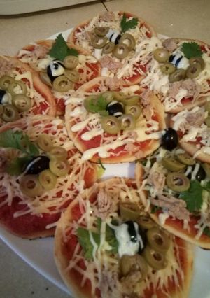 صورة لوصفة ميني بيتزا 😋😋😋😋