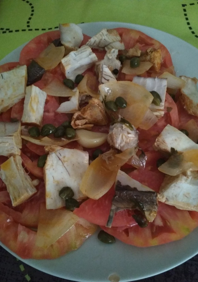 Una foto de Bonito en escabeche