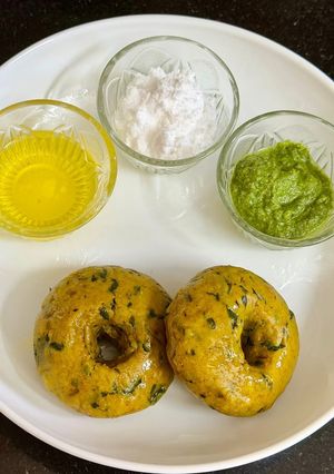 A picture of Sorghum (Jowar) Flour Dhokla (My Mom’s Winter Special Recipe).