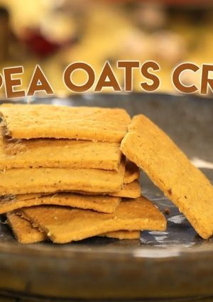 A picture of Chickpea Oats Crackers.